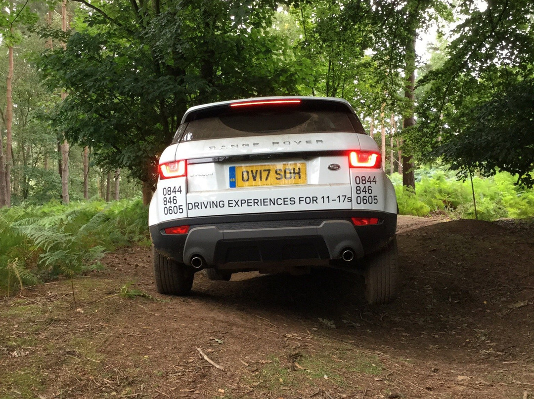 Land Rover Start Off-road - Loseley Park景点图片