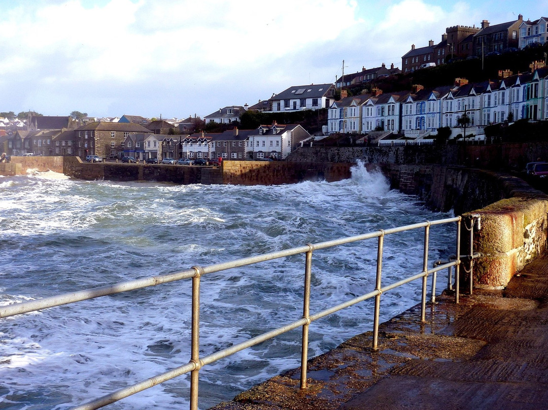 Porthleven Harbour-Porthleven必去景点