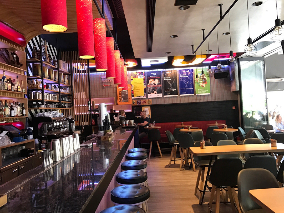 Pop Up Cocktail Bar-Nea Smirni必去景点