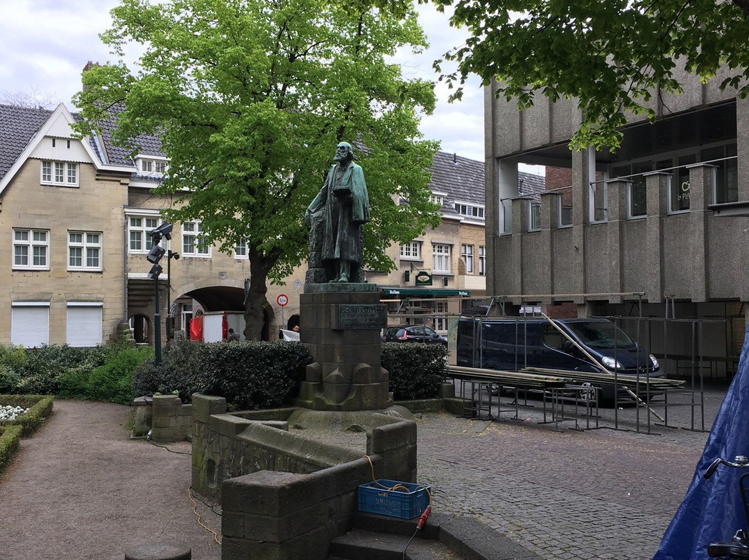 Pierre Cuypers Statue景点图片