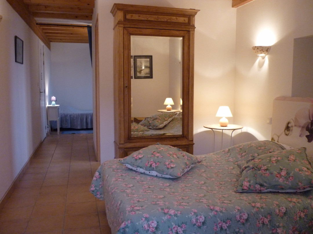 Chambre D'Hôtes La Bourdasse主图