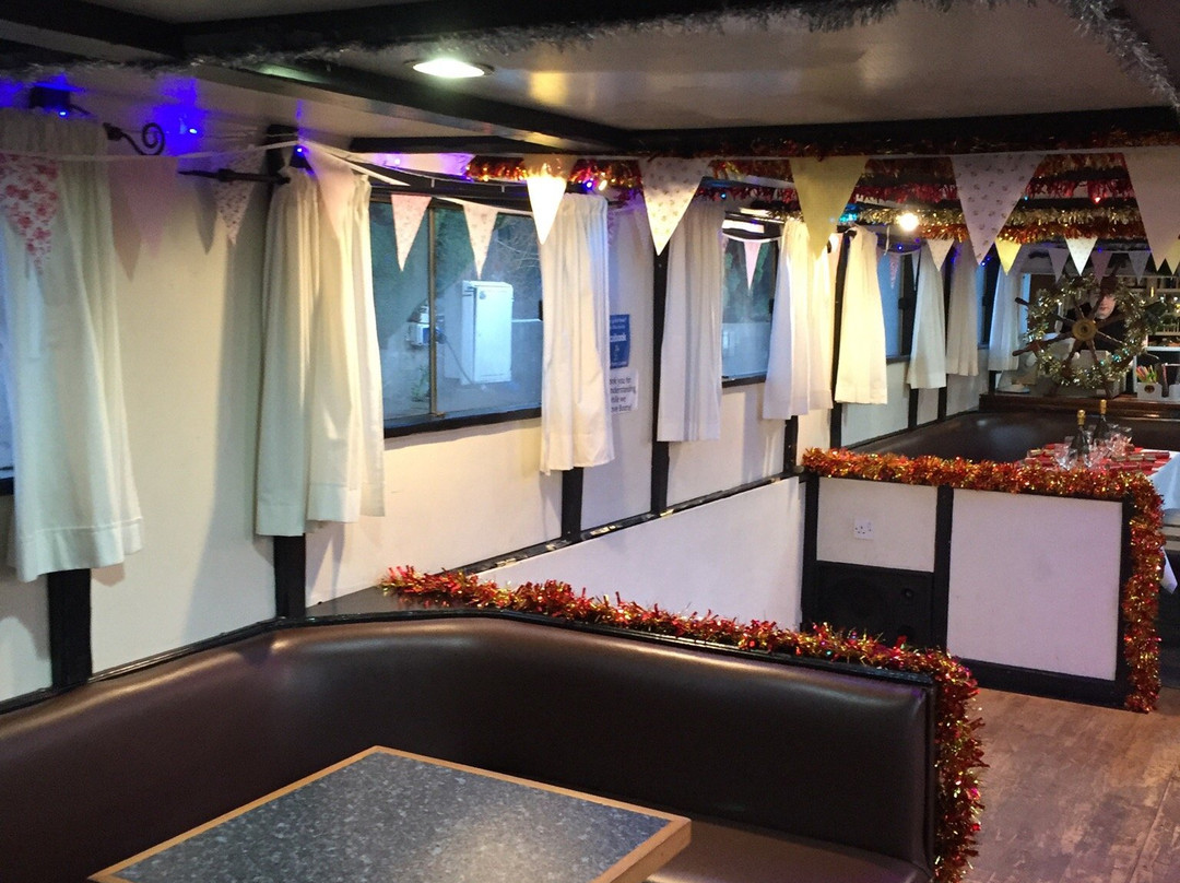 Boatel Party Cruises-乔利必去景点