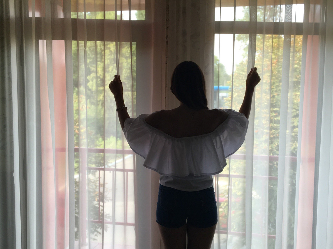 Road Star Hotel主图