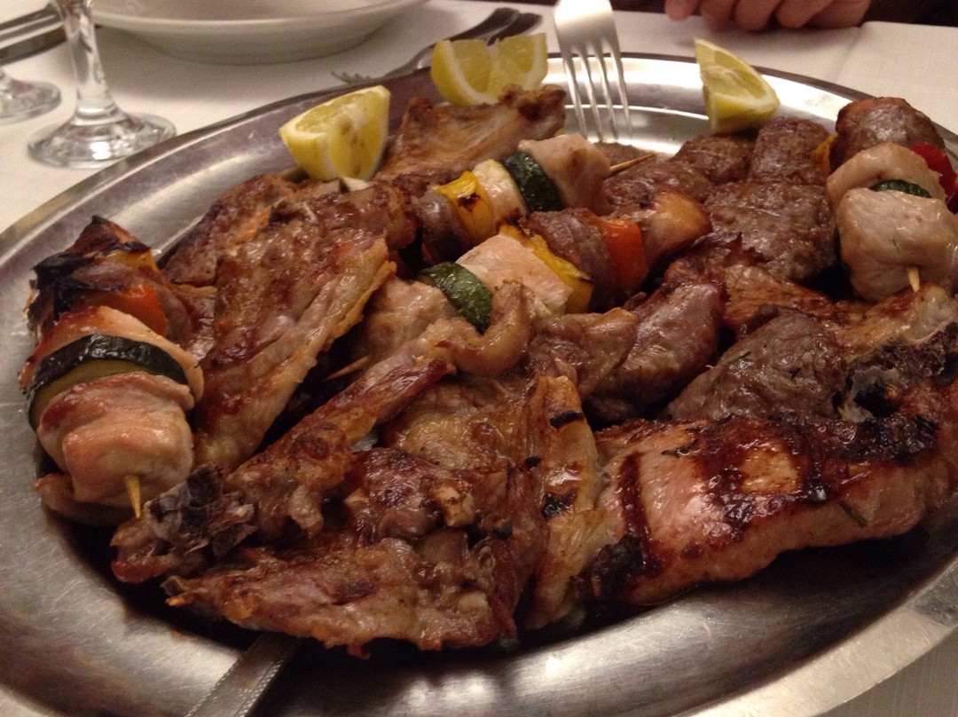 Sant'Angelo In Pontano餐馆和美食-Da Pippo e Gabriella