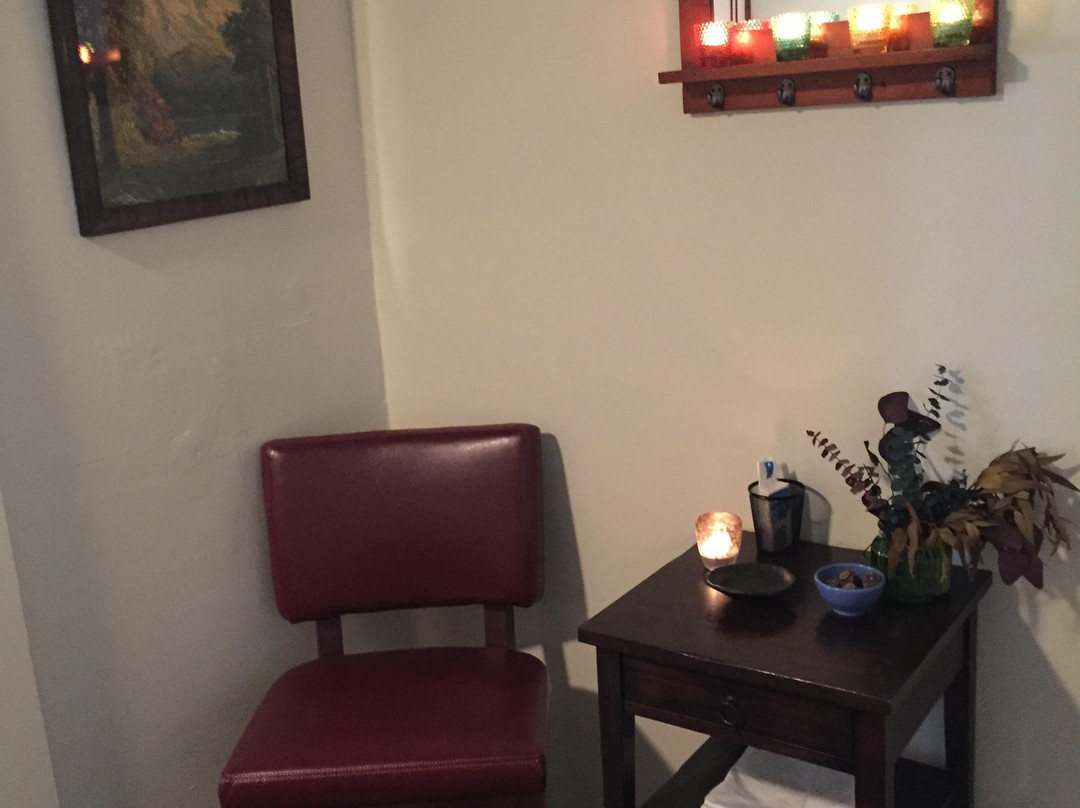 In the Zone Massage Therapy-毕晓普必去景点