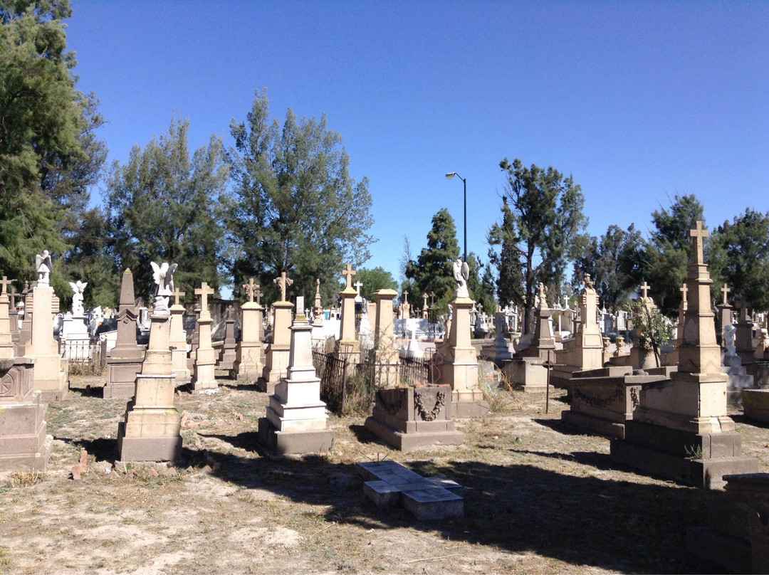 Panteon Municipal El Saucito景点图片