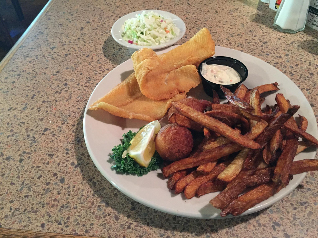 Woodfin餐馆和美食-Fireplace Restaurant