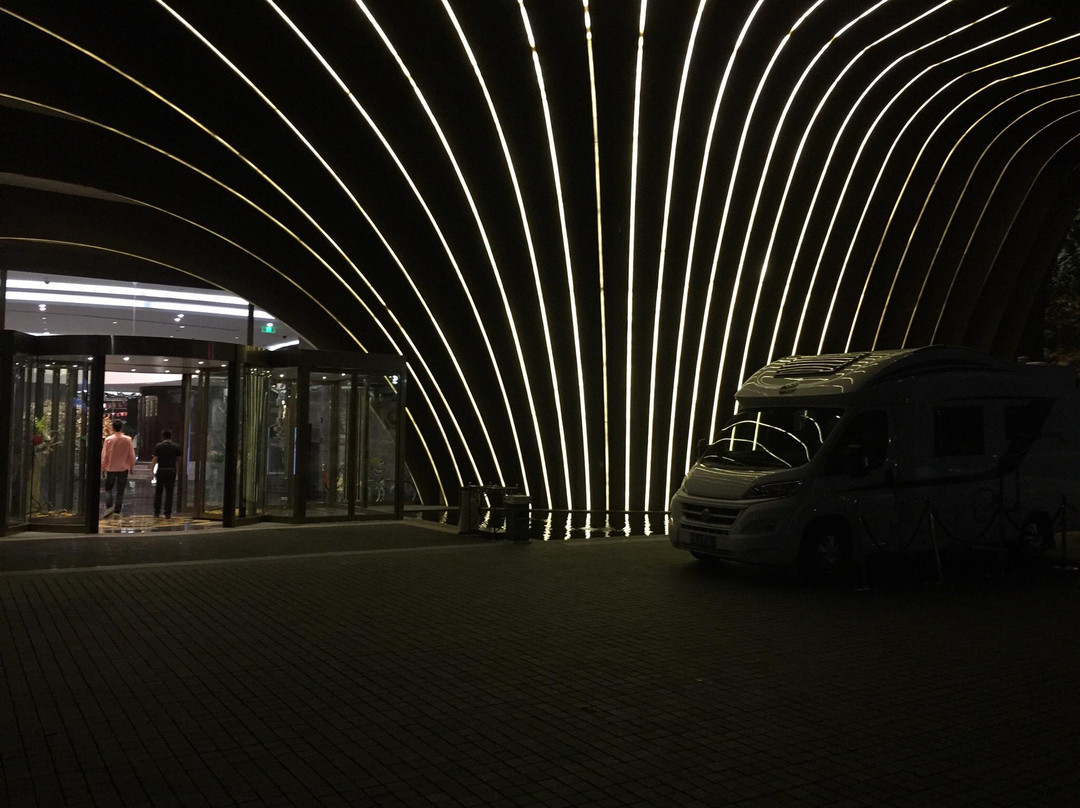 花园名都大酒店主图