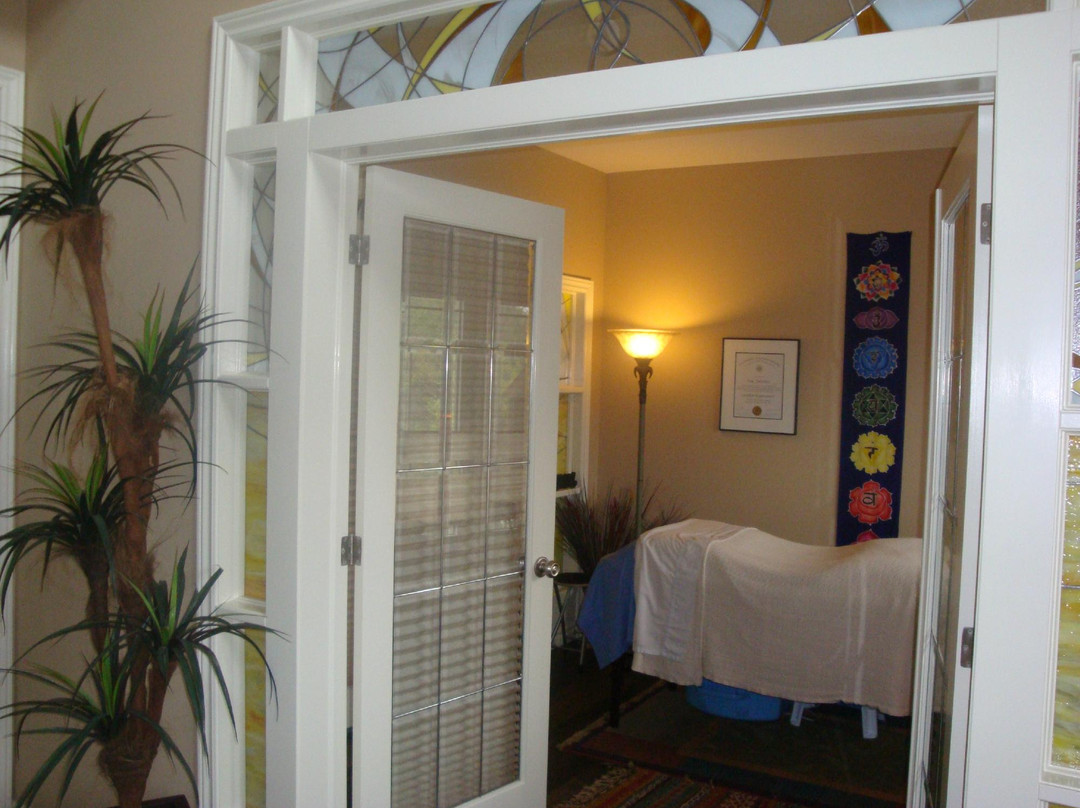 Circle of the Sun Healing Room-Kincardine必去景点