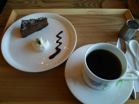 雨晴ベイサイド・カフェ主图