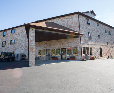 Aloha Beach Resort & Suites