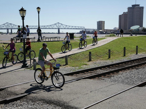 Flambeaux Bicycle Tours-新奥尔良必去景点