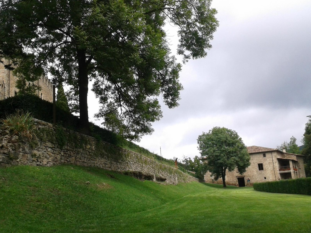 Parque Del Castillo de Montesquiu景点图片