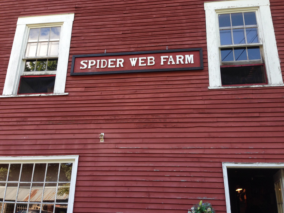 Knight's Spider Web Farm-Williamstown必去景点