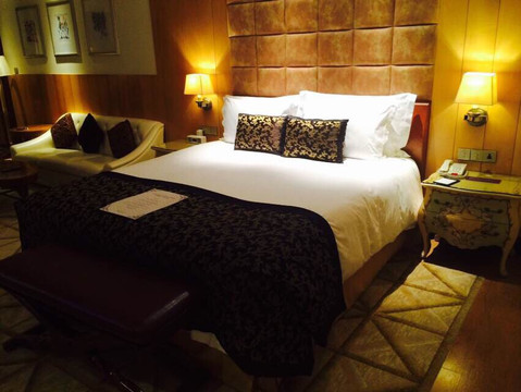 茵特拉根华侨城酒店主图