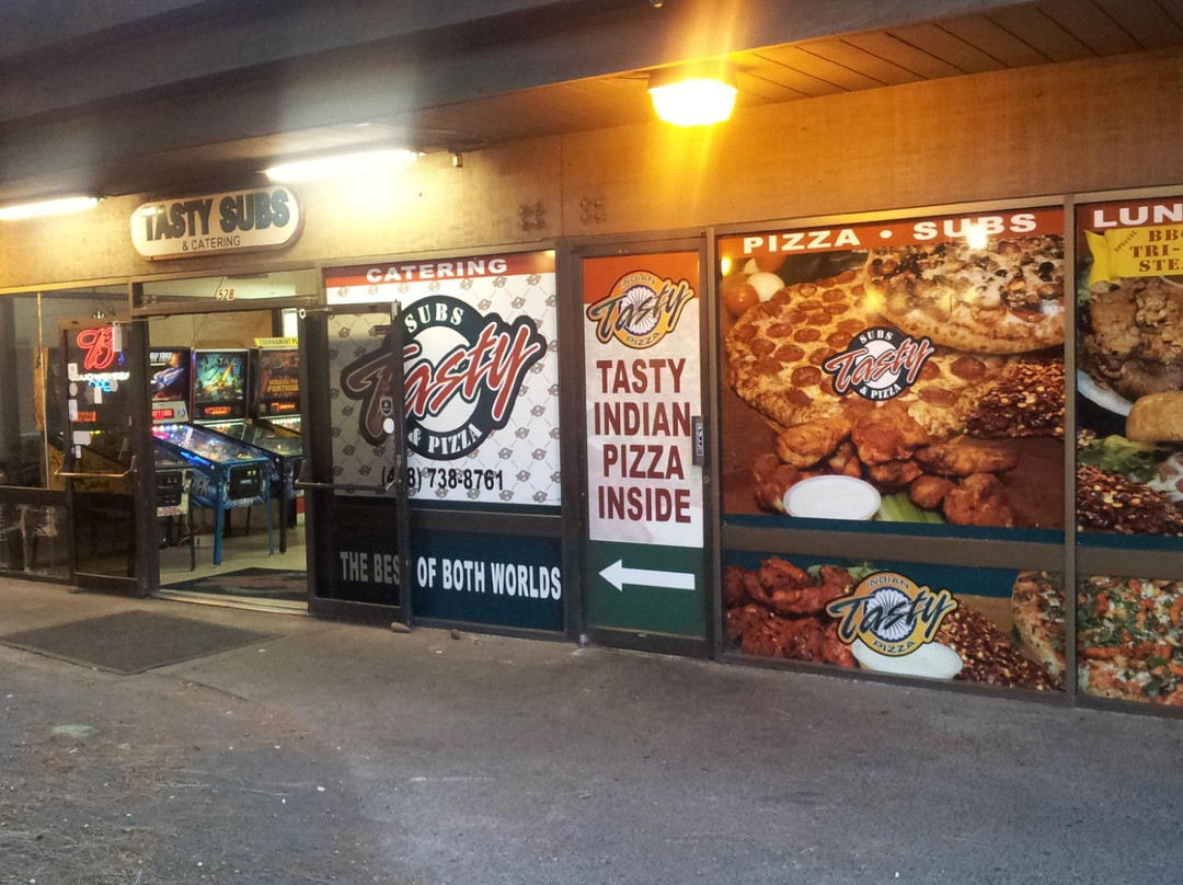 Tasty Subs & Pizza