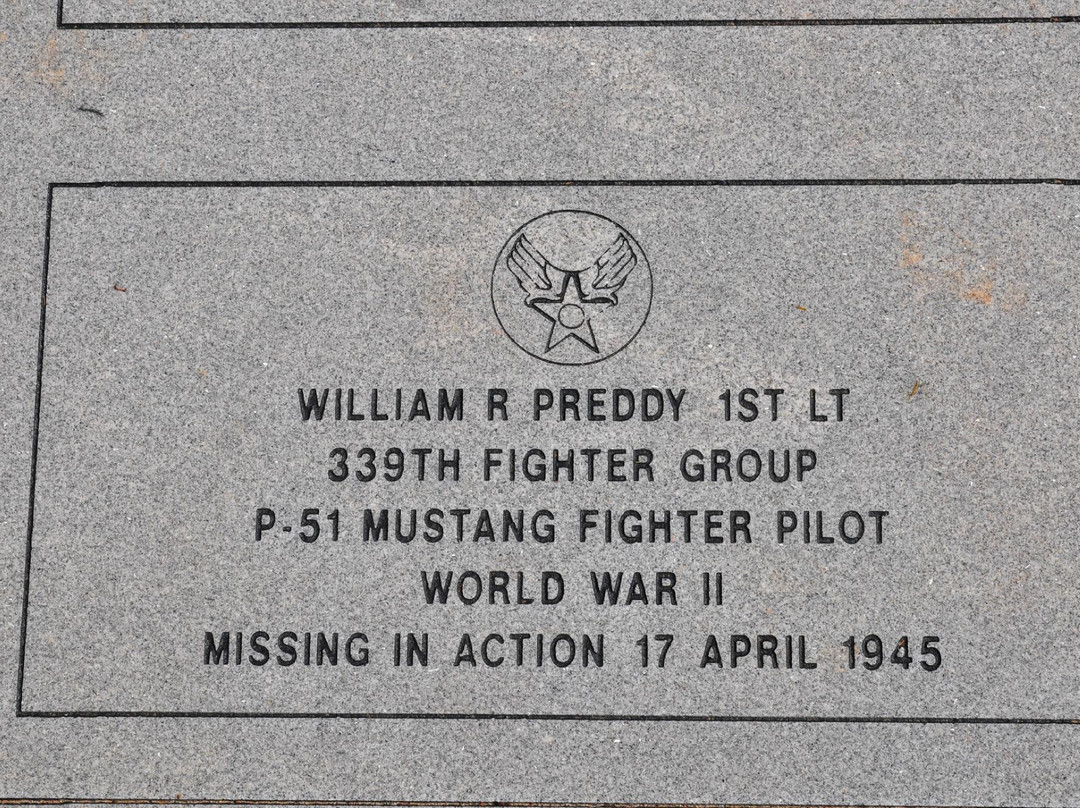 N.C.Korean War Memorial景点图片
