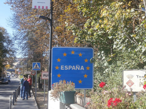 Explore Catalunya-巴塞罗那必去景点