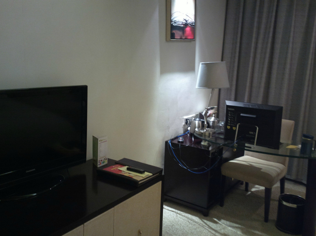 陕西钢铁大厦酒店（大明宫西地铁站店）主图