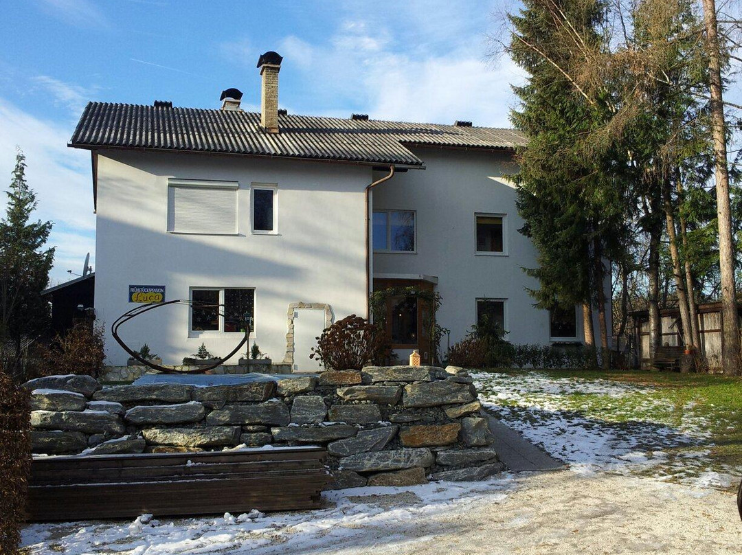 Moosburg酒店住宿-Haus Luca