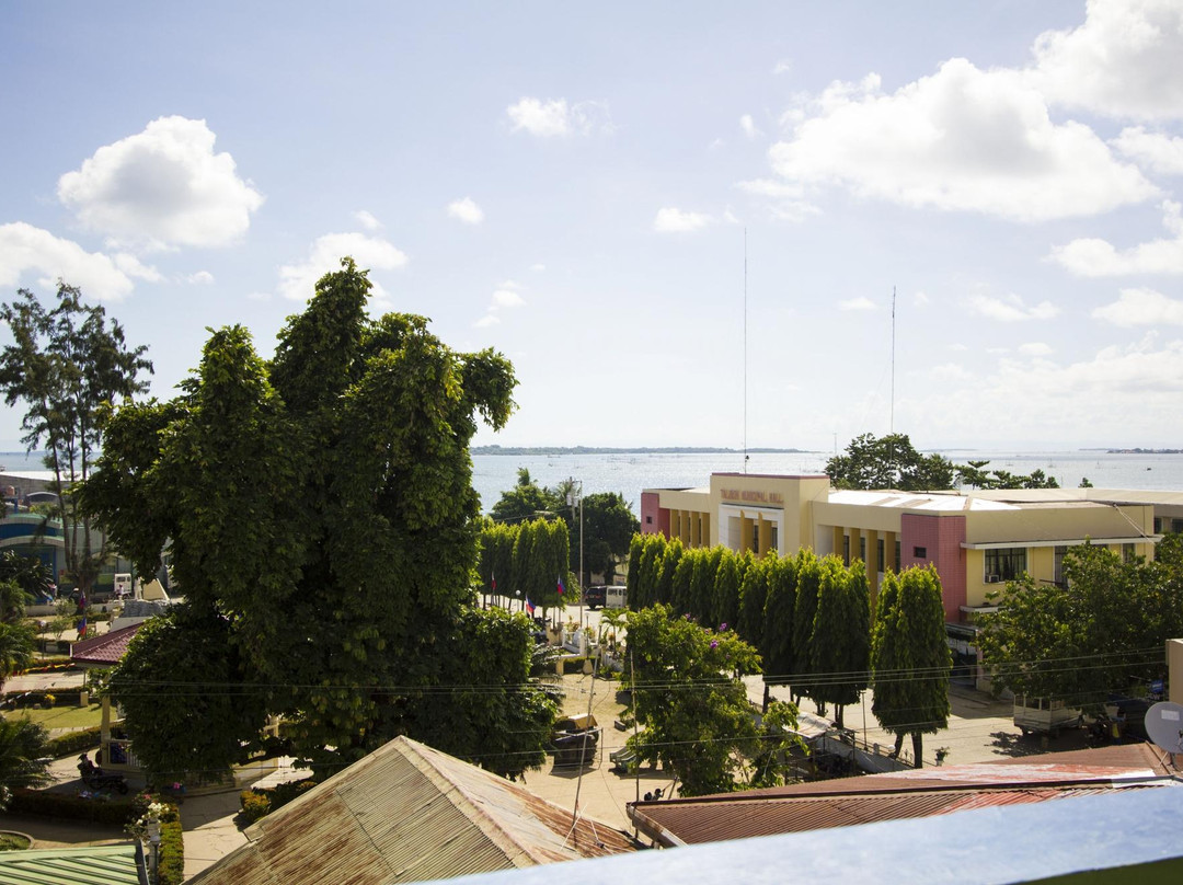 Holy Trinity Pension House & Resort主图