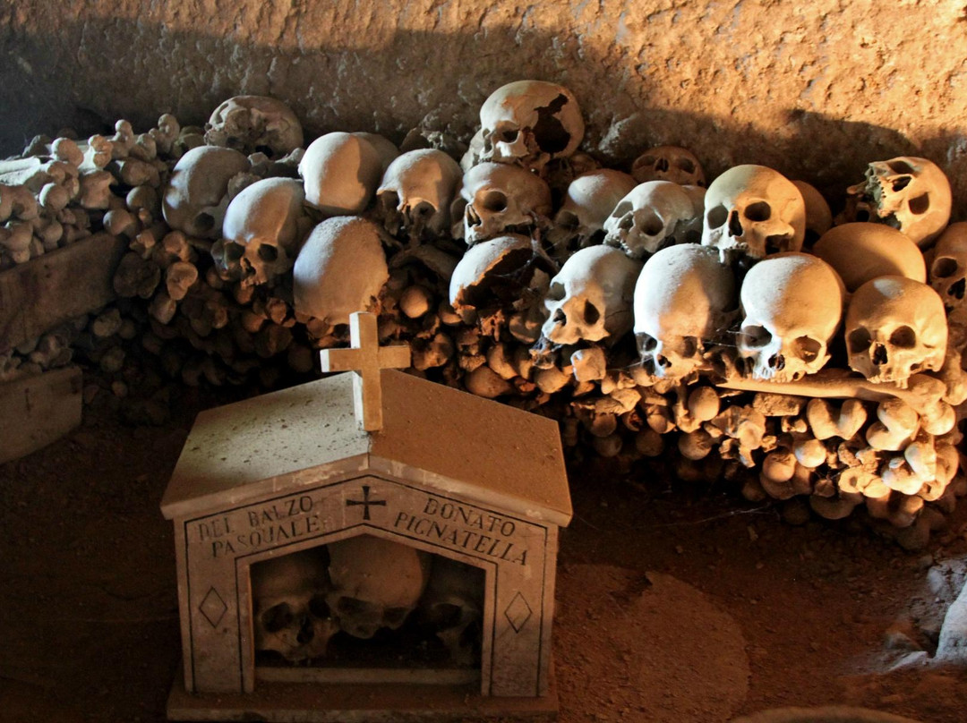 Cimitero delle Fontanelle-那不勒斯必去景点