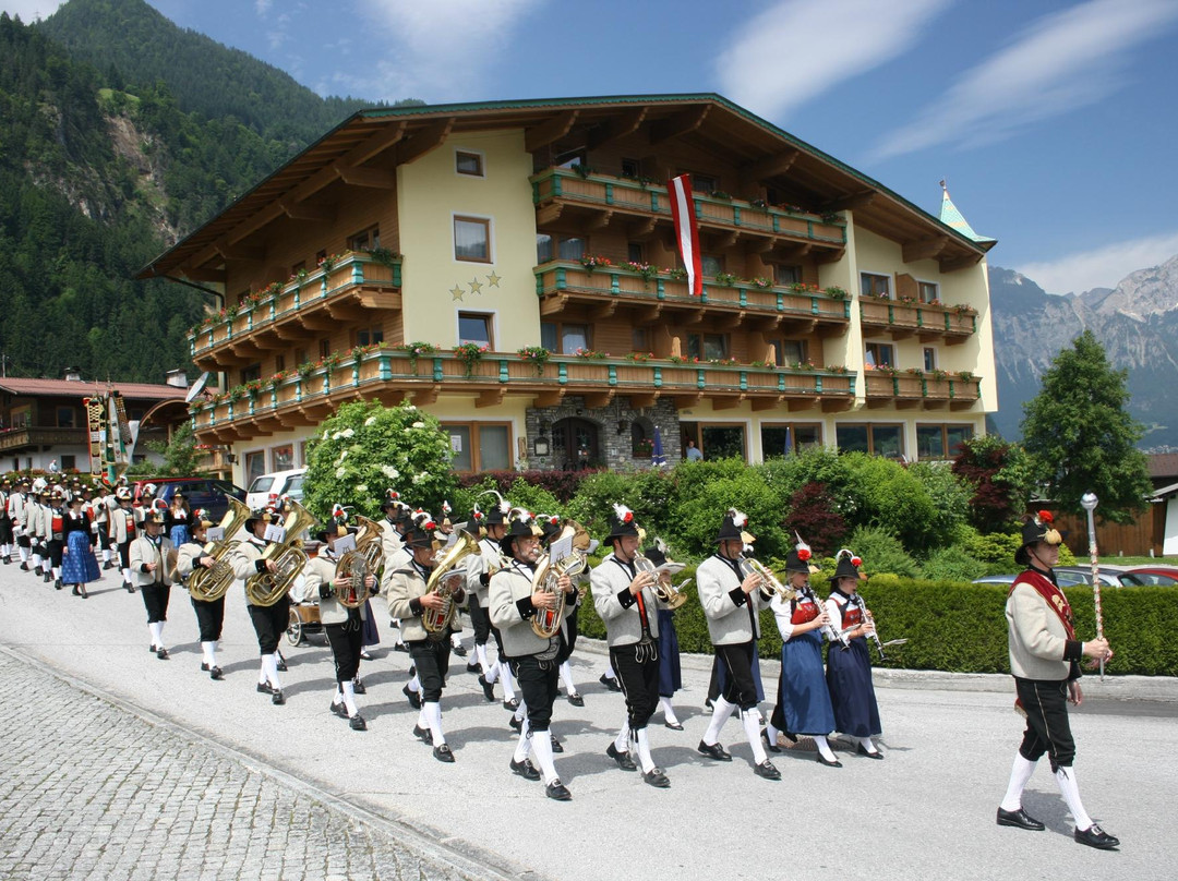 Strass im Zillertal酒店住宿-Hotel Gasthof Jäger