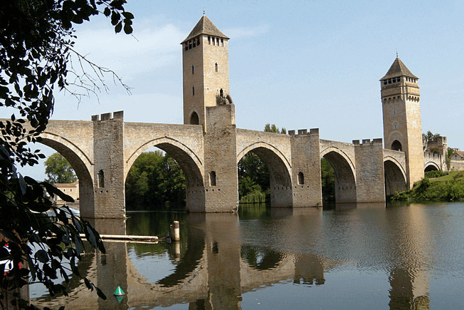 Pont Valentré-Cahors必去景点