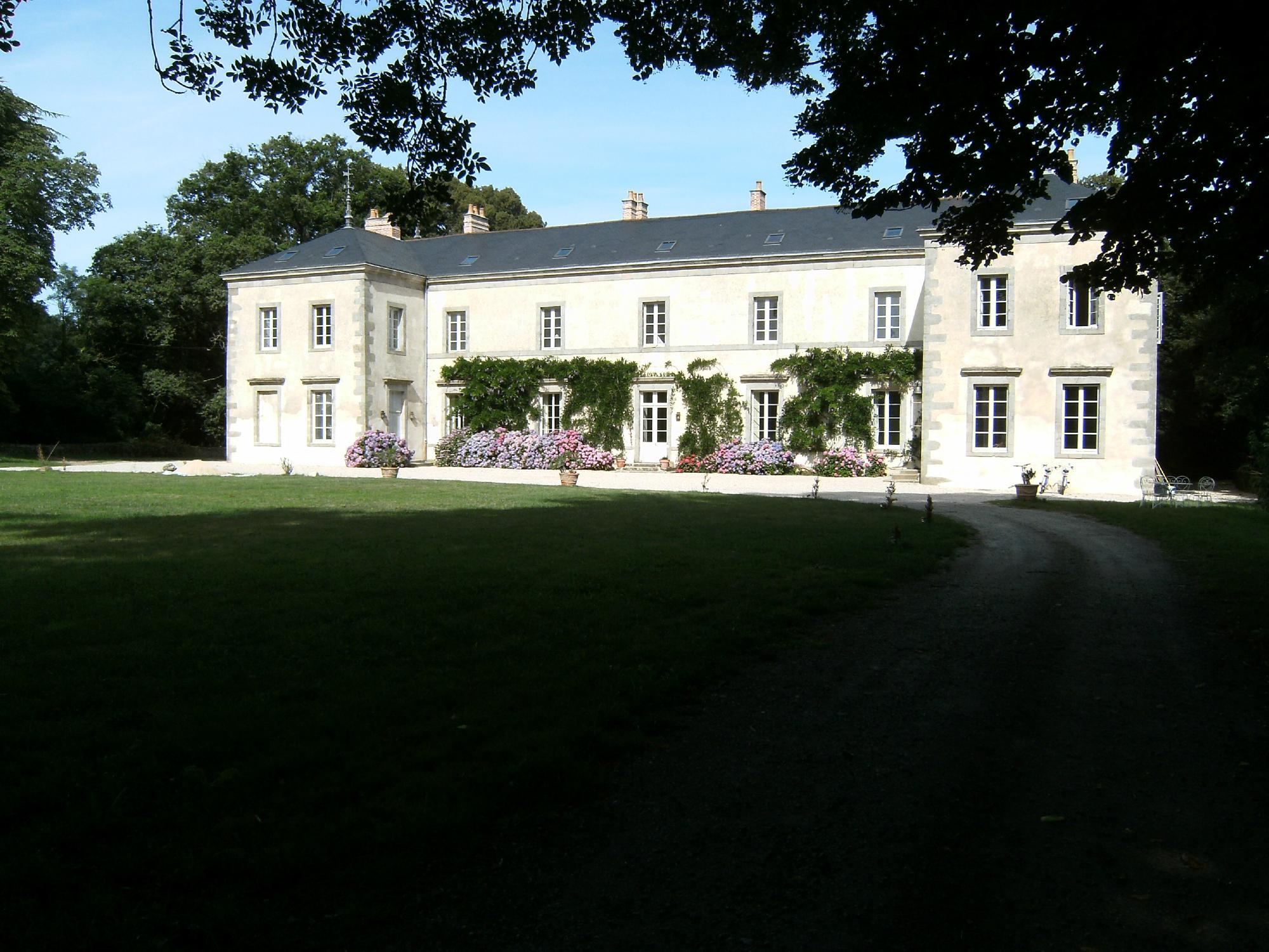 Chateau de la Marronniere-官方