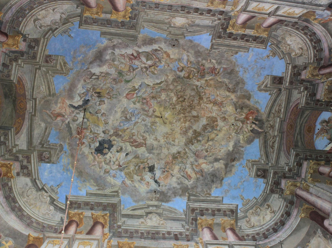 Raising of the Holy Cross Church景点图片