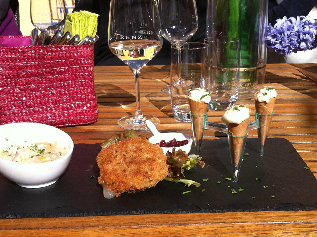 盖森海姆餐馆和美食-Gutsausschank Trenz