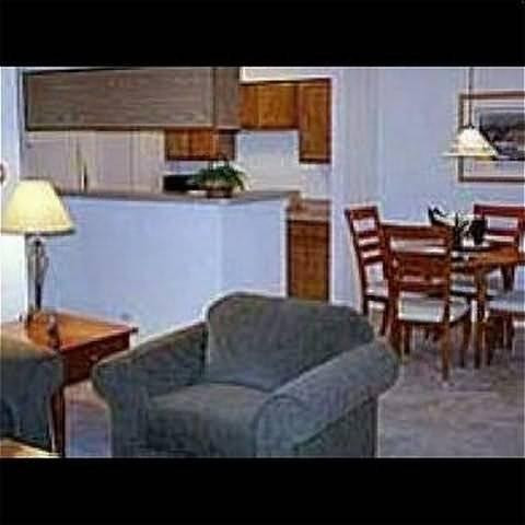 Oakwood At Amli Chevy Chase