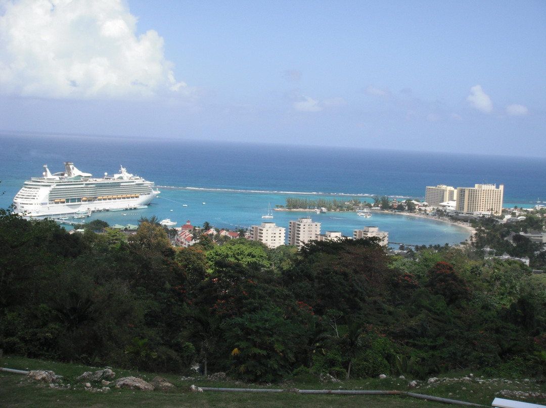 Excursion Ocho Rios Day Tours-奥乔里奥斯必去景点