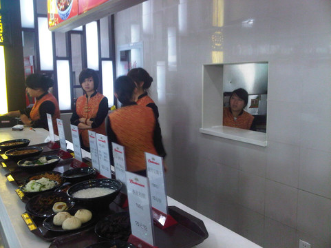 上海新国际博览中心-上海市必去景点