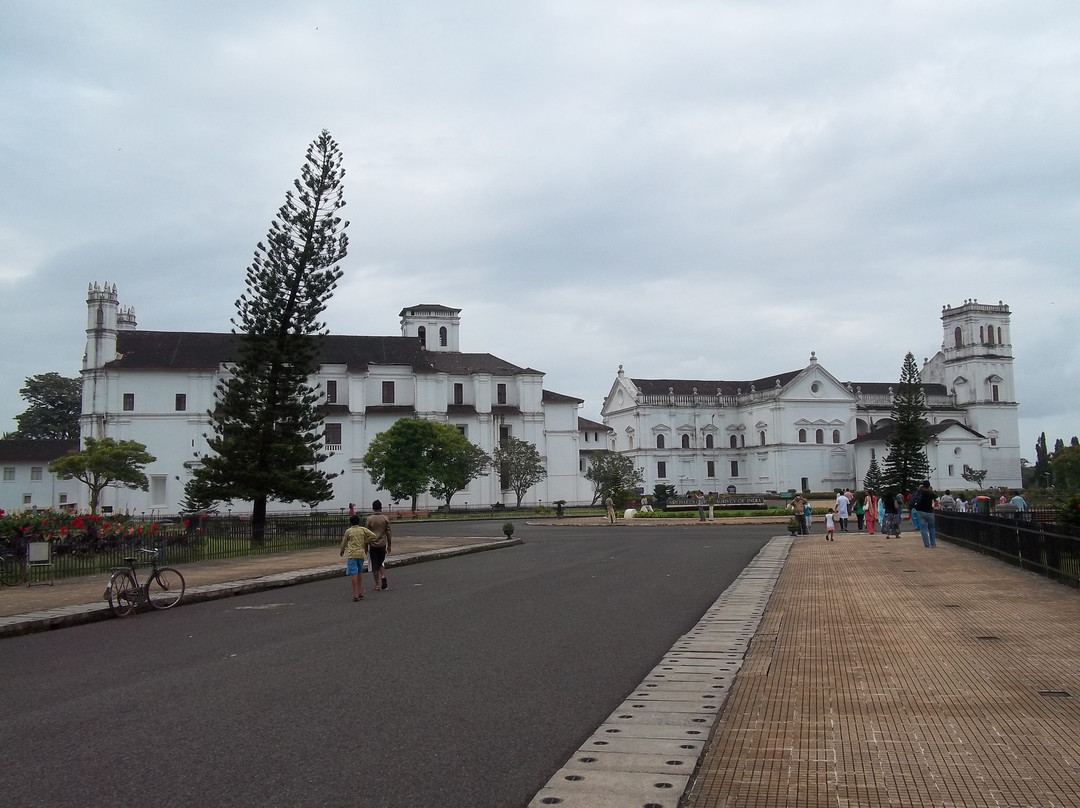 圣卡塔琳娜教堂-巴拿吉必去景点