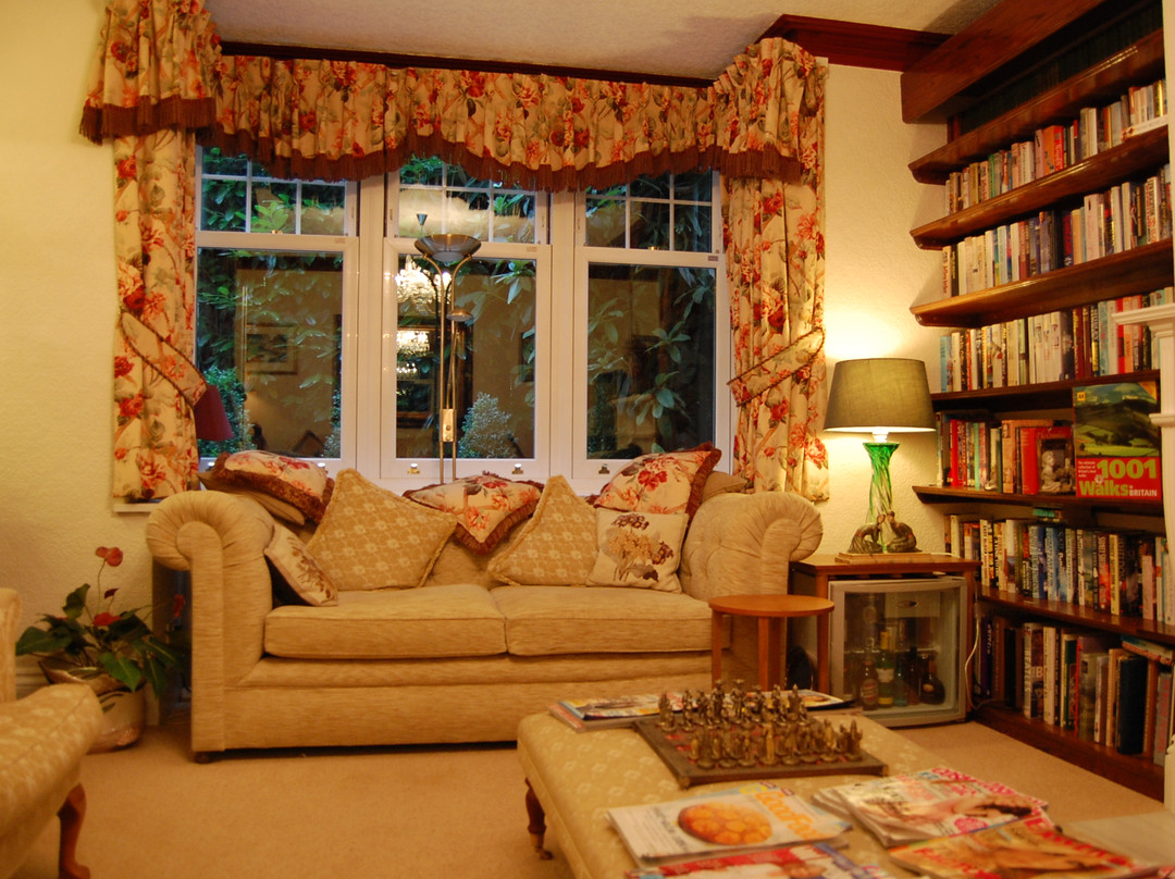 Danehurst House主图