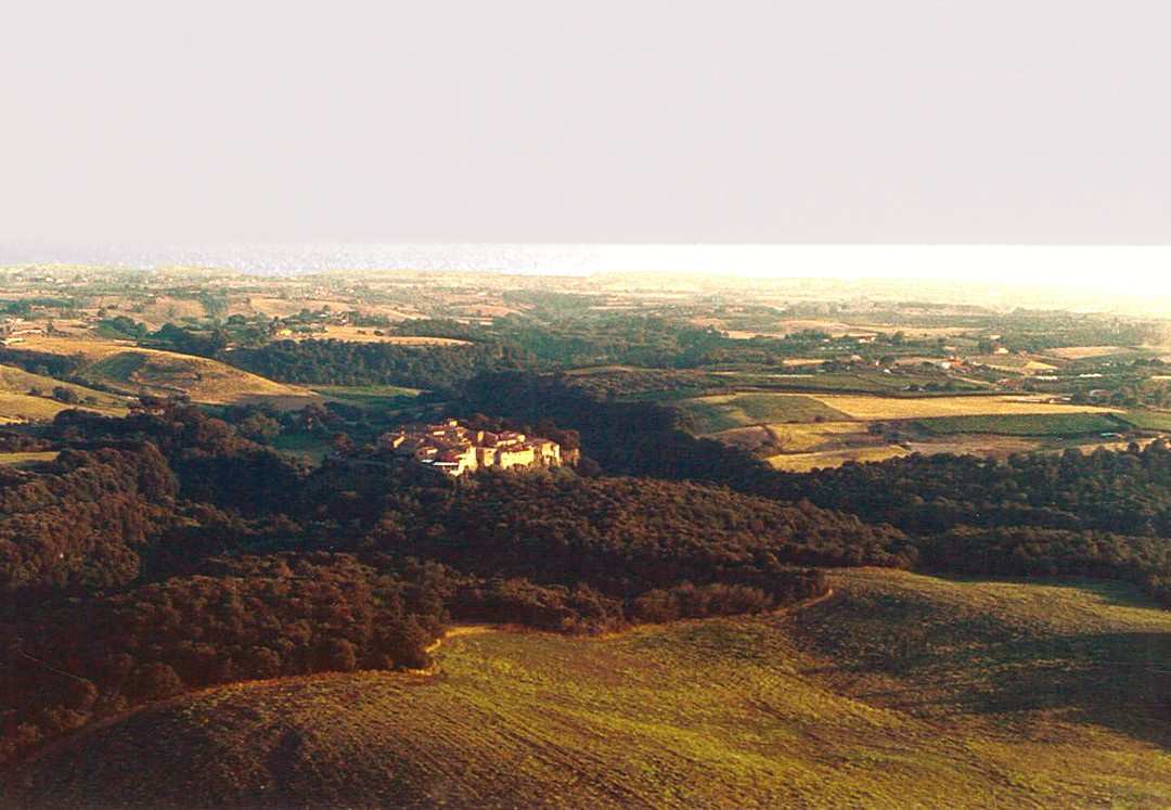 Valcanneto酒店住宿-Borgo di Ceri B&B