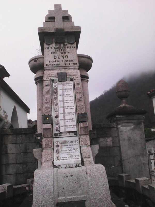 Monumento ai Caduti di Duno景点图片