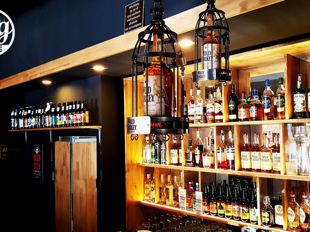 Fog House Pub & Grill
