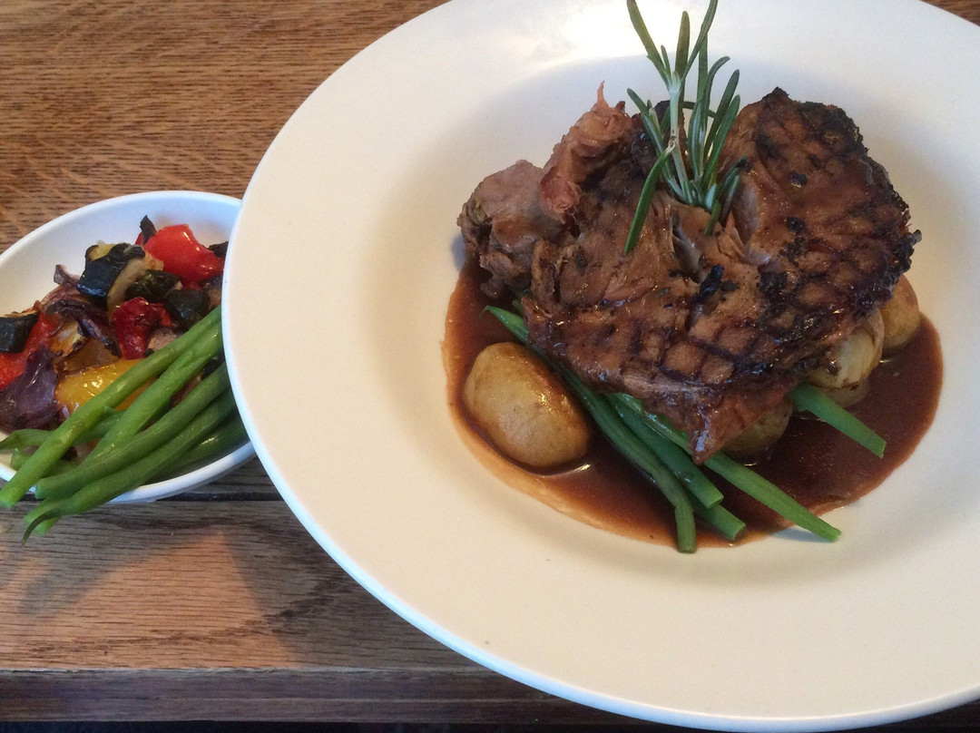 Flixton餐馆和美食-The Castle Inn