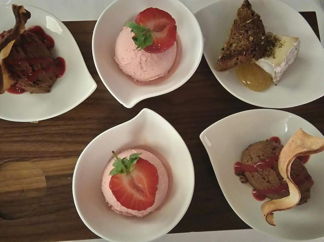 毛鄂溪餐馆和美食-Restaurant im Schloßpark Mauerbach