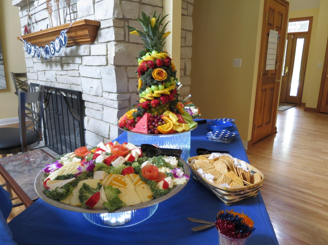 Libertyville餐馆和美食-Picnic Basket