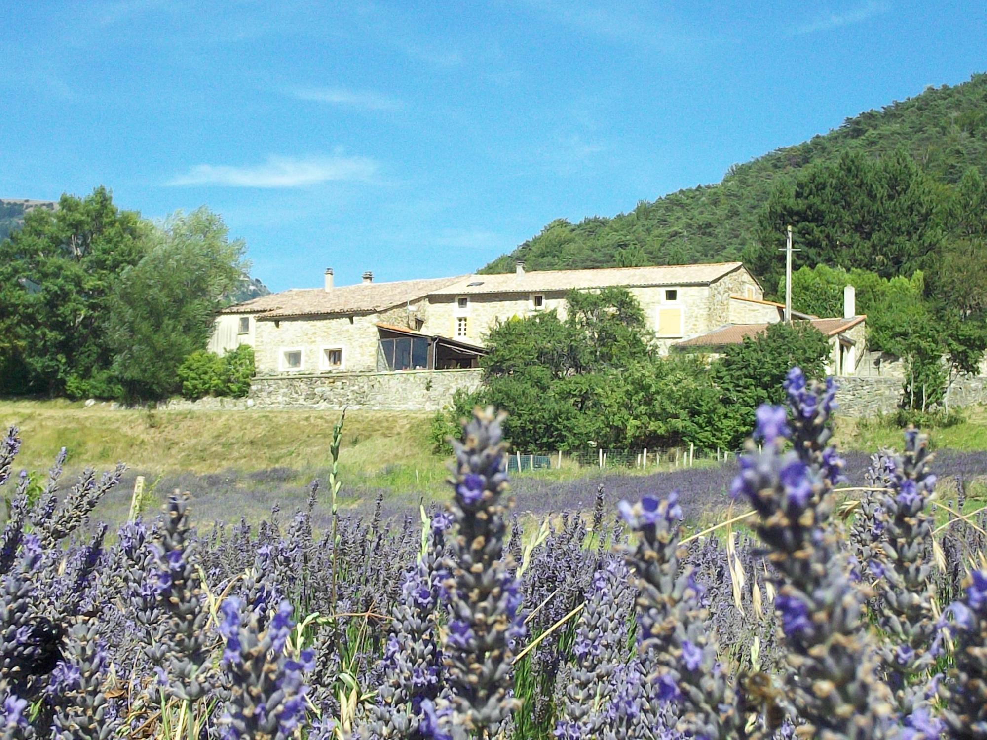 Auberge de Miélandre-泳池