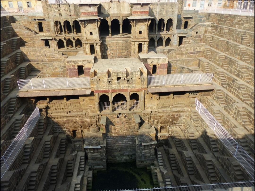 Avadh Palace Hotel