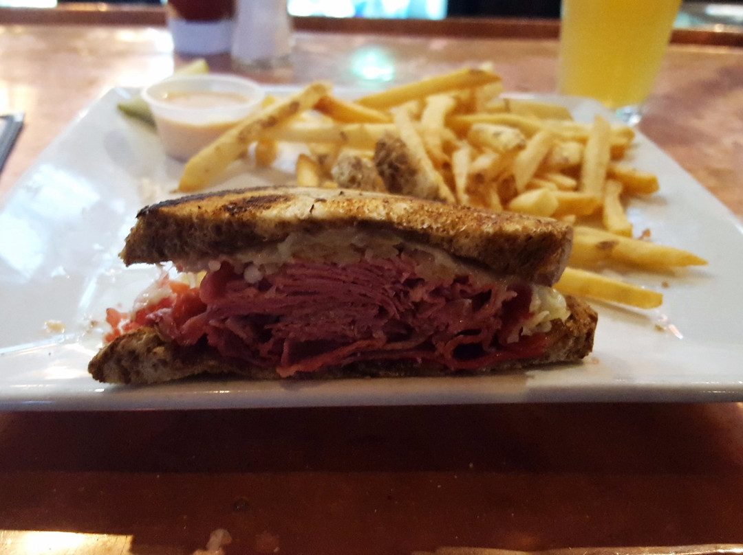 The Tavern Downtown主图