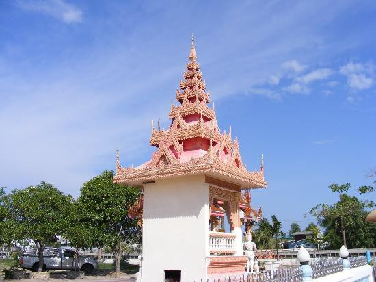 Pagoda at Wat Coke-龙仔厝府必去景点