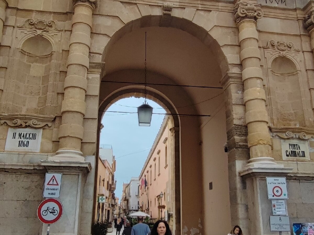 Porta Garibaldi-马尔萨拉必去景点