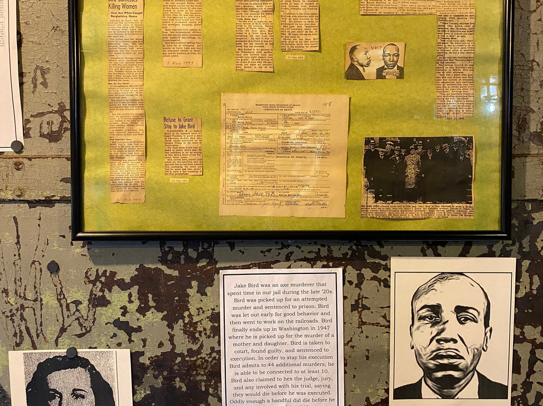 Squirrel Cage Jail-康瑟尔布拉夫斯必去景点