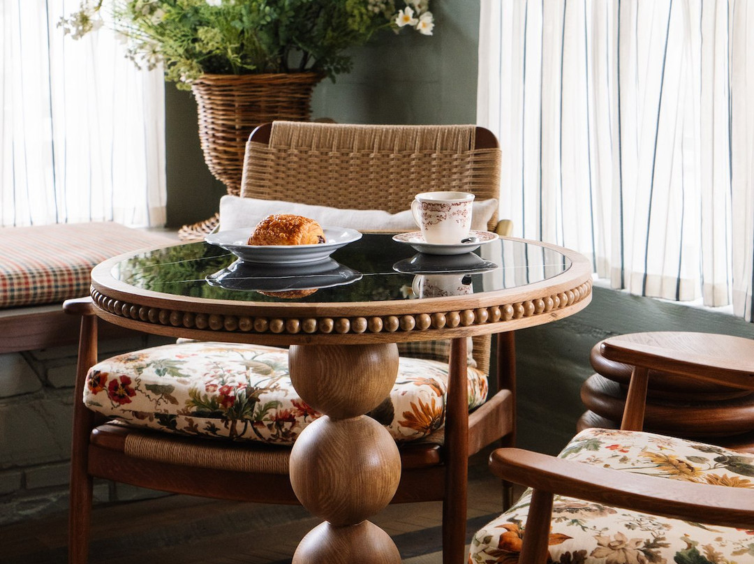 卡梅尔乡村酒店主图