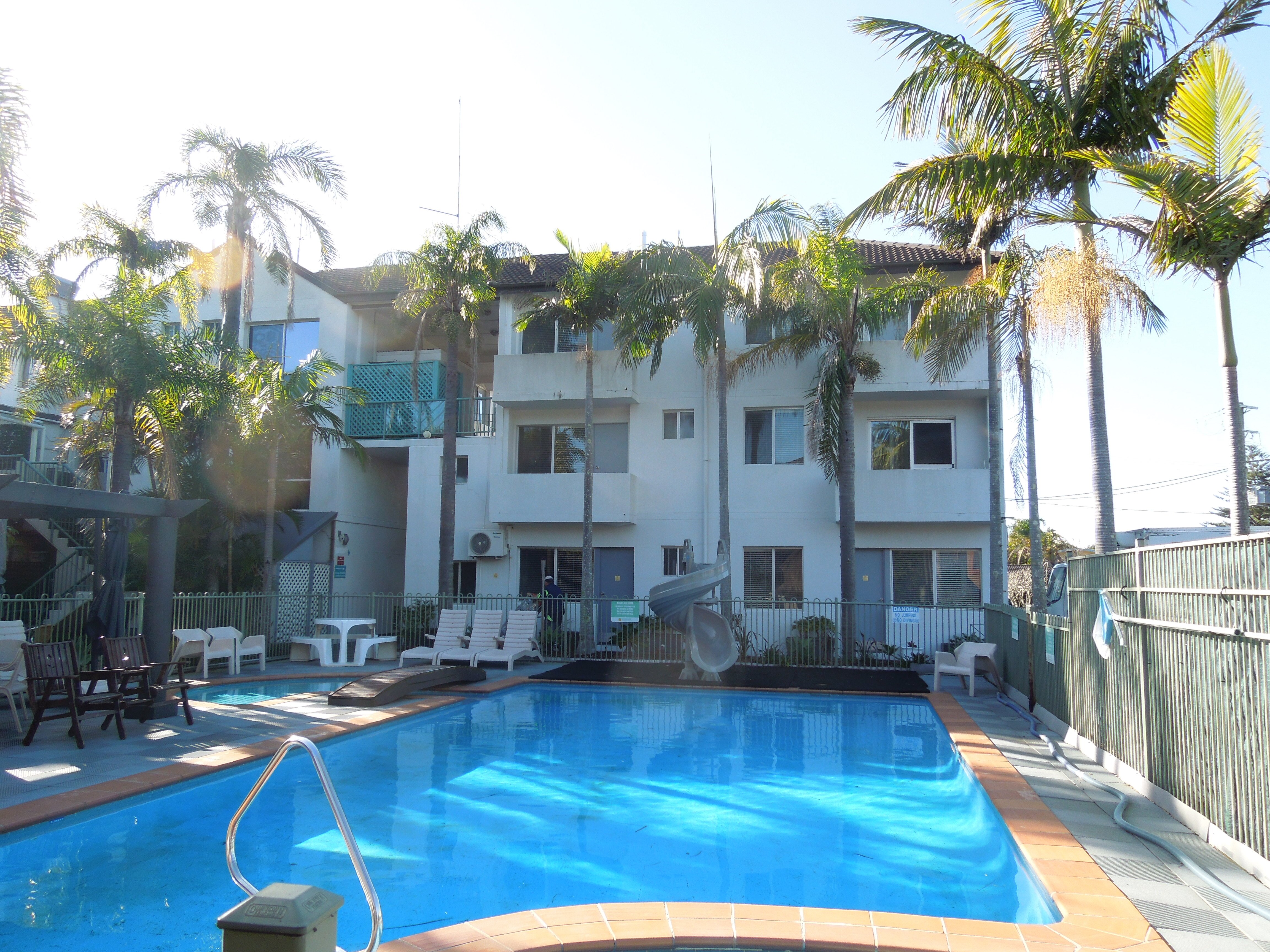 Oceanside Hawks Nest Motel-泳池